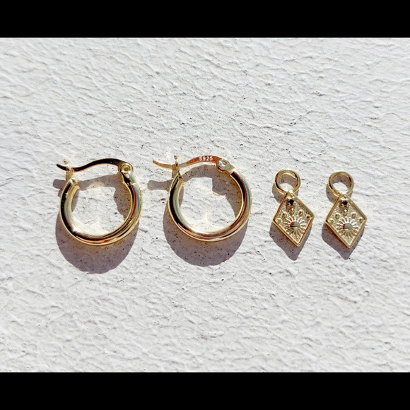 Gold celestial earrings - Picture 3 of 5